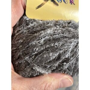 Katia - VELOUR- Yarn - Silver Gray - 326g Spain